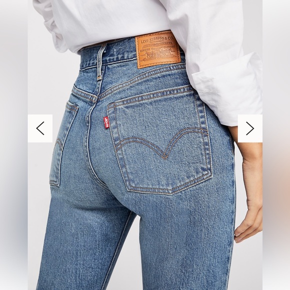 Levi’s wedgie jeans, Size 30, Medium Vintage wash. - Picture 2 of 6